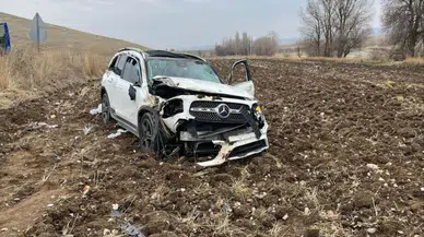 Çorum'da otomobil takla attı: Yaralılar var