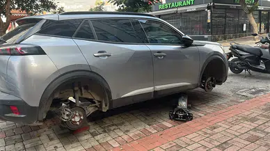 Antalya’da şüpheli olay: Park halindeki 20 aracın lastikleri kesildi