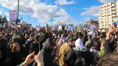 Suriye'de şiddet olayları nedeniyle ordu birlikleri Tartus ve Lazkiye'ye gönderildi