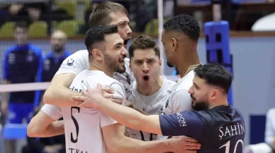 Altekma Efeler Ligi'nde Play-Off'a kalmayı garantiledi