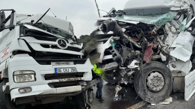 Anadolu Otoyolu'nda zincirleme kaza: 4 tır birbirine girdi!