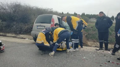 Otomobiller çarpıştı! Yaralılar var