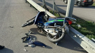Otomobil ile motosiklet çarpıştı:2 yaralı