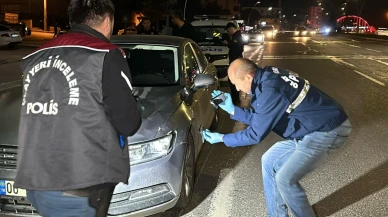 Uşak'ta otomobilin çarptığı kadın can verdi!
