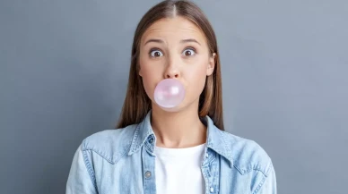 Sakız çiğnemek zayıflatır mı? Sakız çiğnemenin faydaları neler?