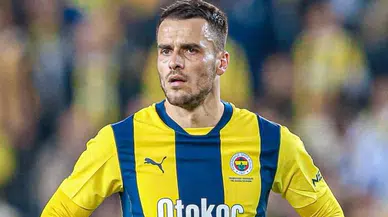 Juventus, Filip Kostic'i geri çağırdı