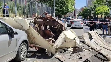 Bağcılar'da iş yerinde patlama!