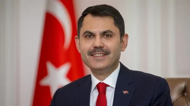 Bakan Kurum'dan deprem bölgesi işçilerine anlamlı 1 Mayıs kutlaması
