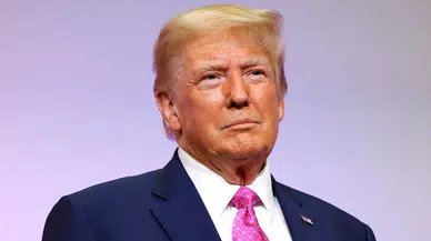 Donald Trump'tan Apple ve AB'ye gümrük vergisi tehdidi!