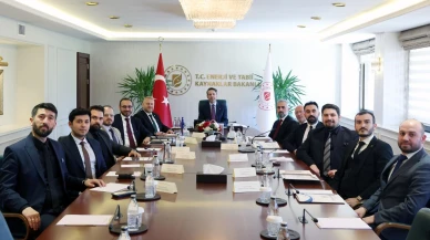 Enerji İşçileri Sendikası taleplerini Bakan Bayraktar’a iletti: 270 bin emekçinin gözü bu görüşmede!