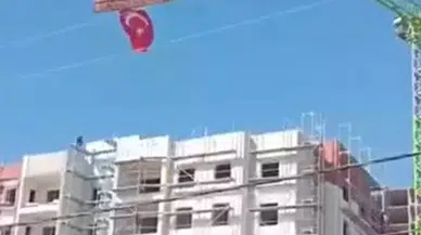 TOKİ işçilerinden kornalı, bayraklı 19 Mayıs kutlaması
