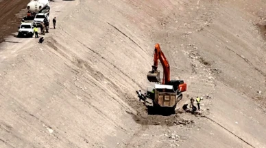 Tunceli'de kamyon şarampole uçtu!