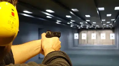 Atış poligonunda intihar etti