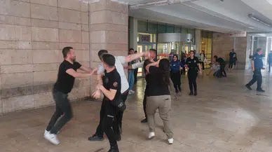 Samsun'da adliye önünde iki taraf birbirine girdi
