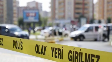 Antalya'da Pick Up ile otomobil çarpıştı: 1 ölü, 3 yaralı