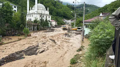 Selde kaybolan 72 yaşındaki adam her yerde aranıyor