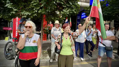 Sofya'da protesto: Bulgaristan'ın euroya geçişine tepki!