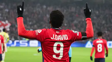 Fenerbahçe ve Galatasaray'ın gözdesi Jonathan David imzayı attı!