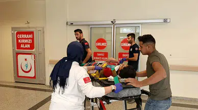 Adıyaman'da feci olay: Üzerine iskele parçası düşen işçi ağır yaralandı