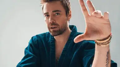 Bomba aşk iddiası! Murat Dalkılıç kendisinden 12 yaş küçük Özgü Kaya ile sevgili oldu