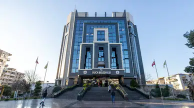 Buca Belediyesi’nden dayanışma örneği: 'Paylaştıkça Güzel' projesiyle ikinci el kıyafetler yeniden hayat buluyor