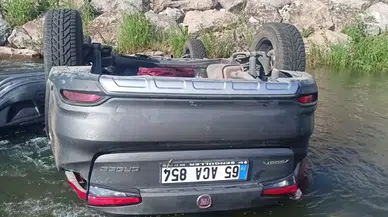 Erzurum'da aile faciası: Dereye uçan otomobilde can verdiler!