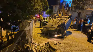 Tokat'ta otomobil evin duvarına çarparak takla attı! 2 kişi yaralandı