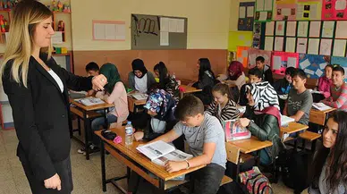 Arife günü okullar tatil mi?