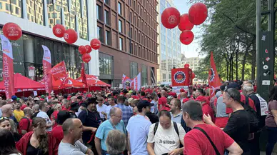 Belçika'da çalışanlardan grev! Kemer sıkma politikalarına protesto...