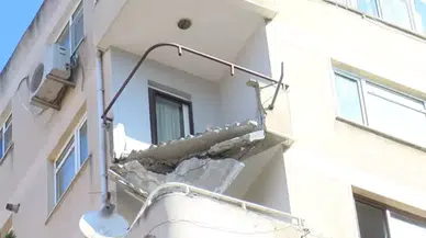Maltepe'de korku dolu anlar: Binanın 8. katındaki balkon çöktü