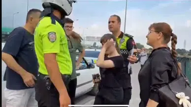 Aracı arızalanan YKS adayına polis yetişti: Genç kız gözyaşlarına boğuldu
