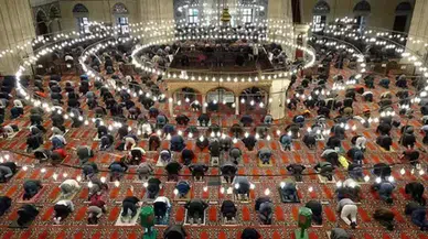 Cuma namazı saat kaçta? 6 Haziran İstanbul, Ankara, İzmir ve diğer illerin namaz saatleri