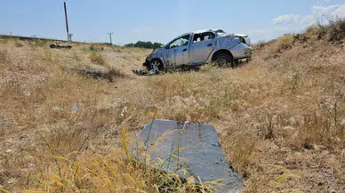 Bitlis'te otomobil takla attı: 6 kişi yaralandı