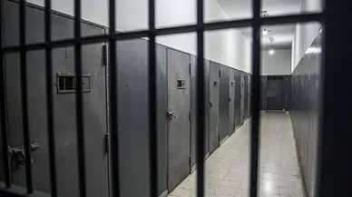 Cezaevlerinden tahliyeler başladı