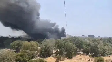 Hindistan'da yolcu uçağı düştü