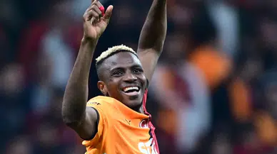 Galatasaray ve Napoli, Osimhen için el sıkıştı