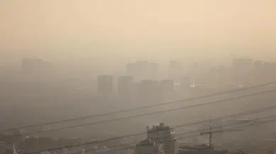 Tahran'da hava kirliliği arttı: Maçlar iptal oldu!