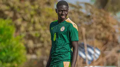 Fenerbahçe, Abdou Aziz Fall'ın lisansını çıkardı