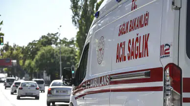 Ankara'da tır devrildi: 3 kişi yaralandı
