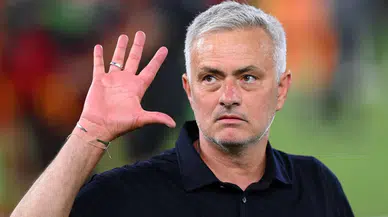 Jose Mourinho kapıyı gösterdi