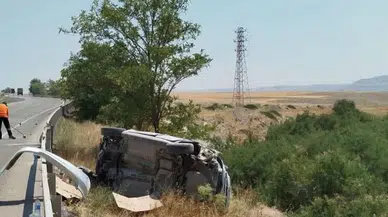 Ankara’da feci kaza! Otomobil bariyerlere çarptı: 5 yaralı
