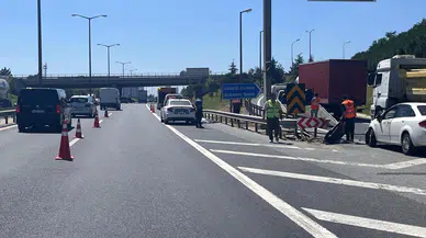 Otomobil ile motosiklet çarpıştı! Metrelerce sürüklendi