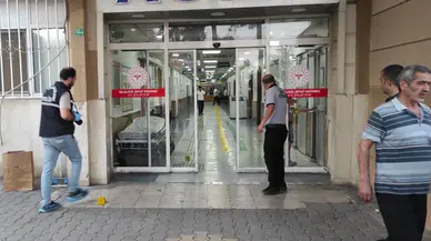 Hastanede dehşet anları: Acil serviste doktor ve güvenlik görevlisi bıçaklandı