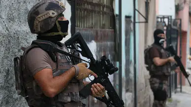 FETÖ'nün güncel finans yapılanmasına yönelik 9 ilde operasyon: 26 kişi gözaltında!