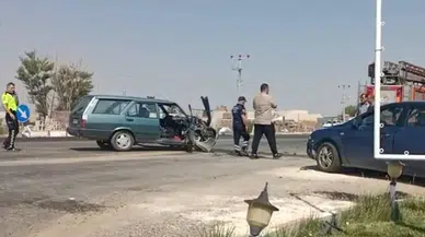 Isparta'da kavşakta feci kaza: 1'i ağır 8 yaralı