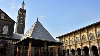 Diyarbakır Ulu Cami'deki Roma dönemi su sarnıcı halen aktif kullanımda
