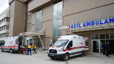 Erzincan'da feci kaza! Otomobil şarampole devrildi: 1 ölü, 3 yaralı