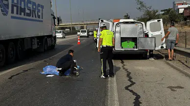 Adana'da korkunç kaza! Tırın çarptığı yaya can verdi