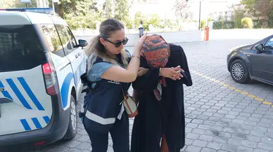 Komşusunun altınlarını çaldı, milyonluk otomobil aldı