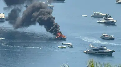 Bodrum'da panik anları: Tekne alev alev yandı!